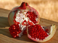 File:Pomegranate03 edit.jpg